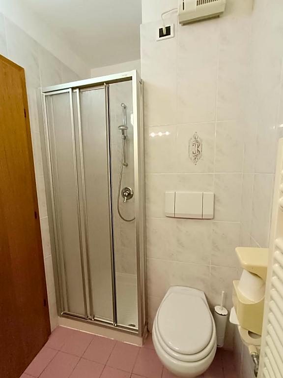 Bagno privato, family hotel Folgaria
